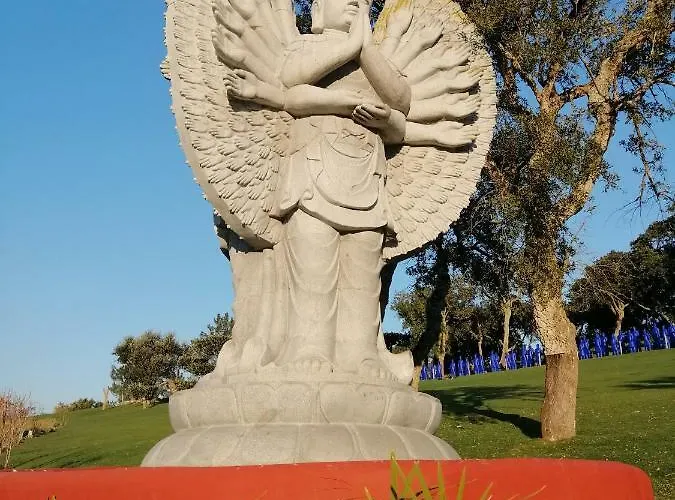 Flat 23 * بومبارال